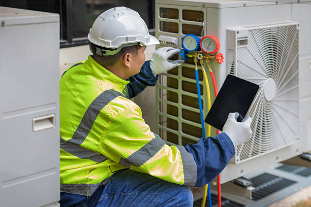 Professional Heat Pump Repair technician working in Sewell, NJ